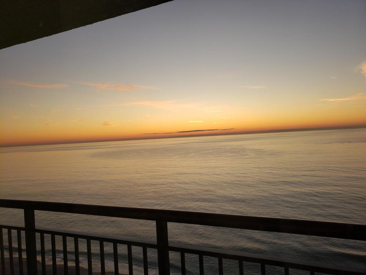 Ocean-Front Condos At Patricia Grand Myrtle Beach Eksteriør bilde